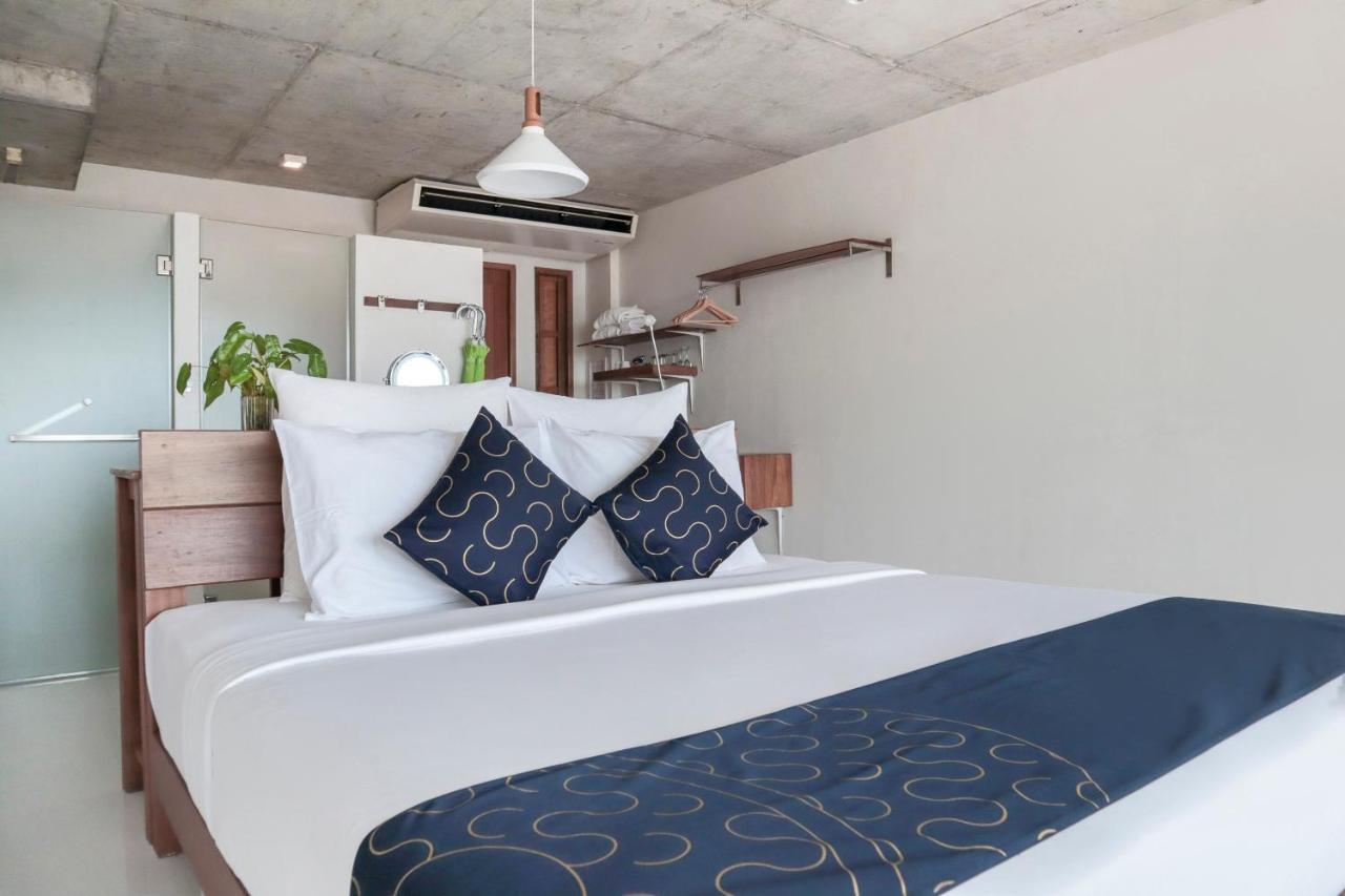 Grand Deluxe suite One-way Airport Transfer,1008654961:JPEG