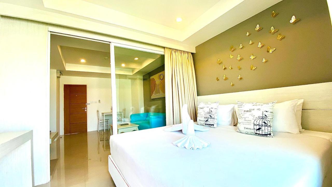 Deluxe Double Room,1099780200:JPEG