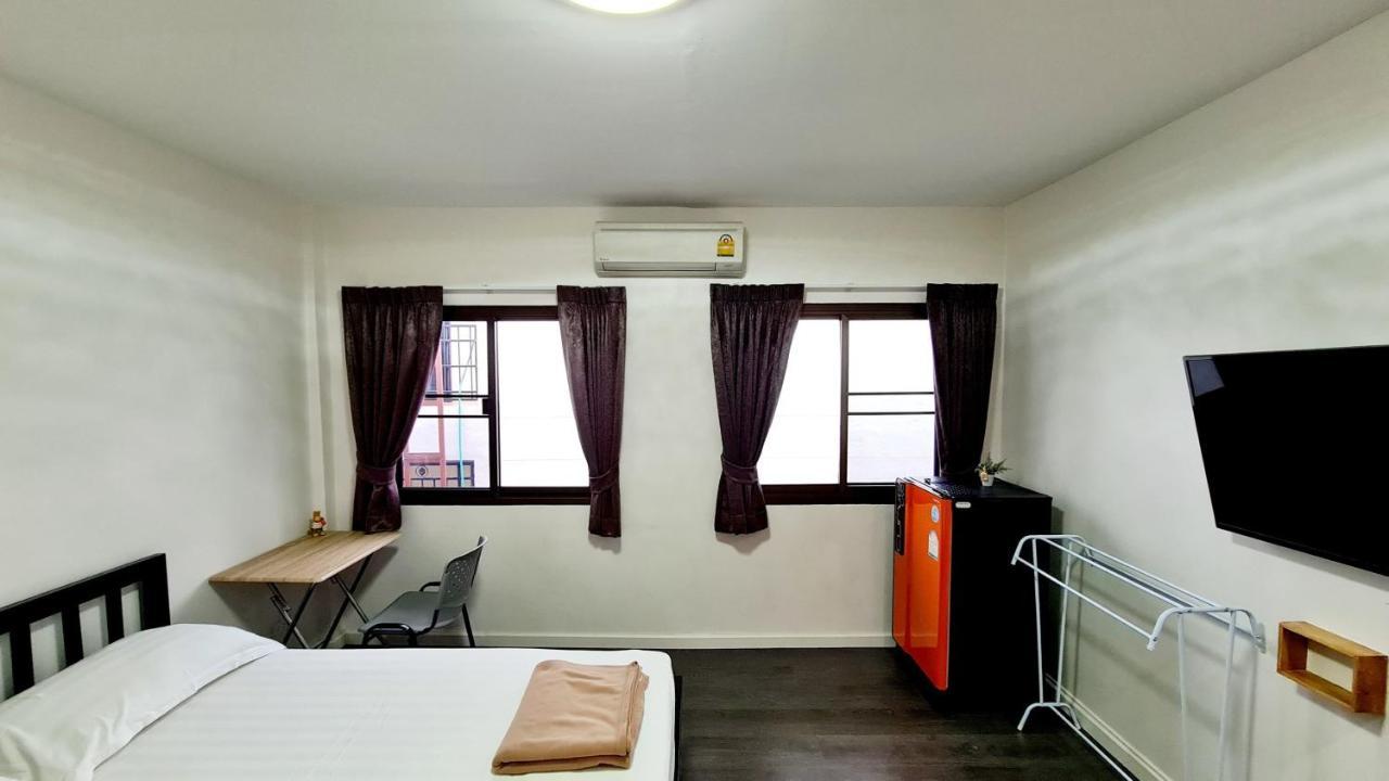 Standard Double Room,1128617304:JPEG