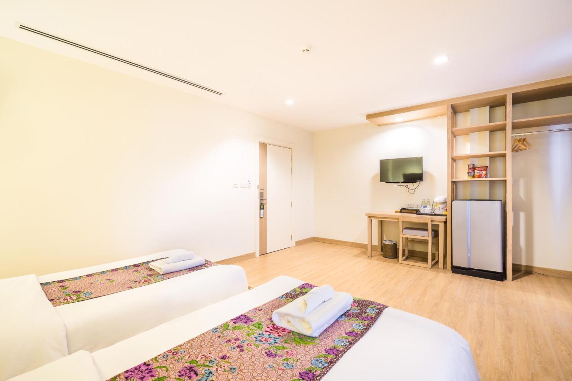 Deluxe Double or Twin Room