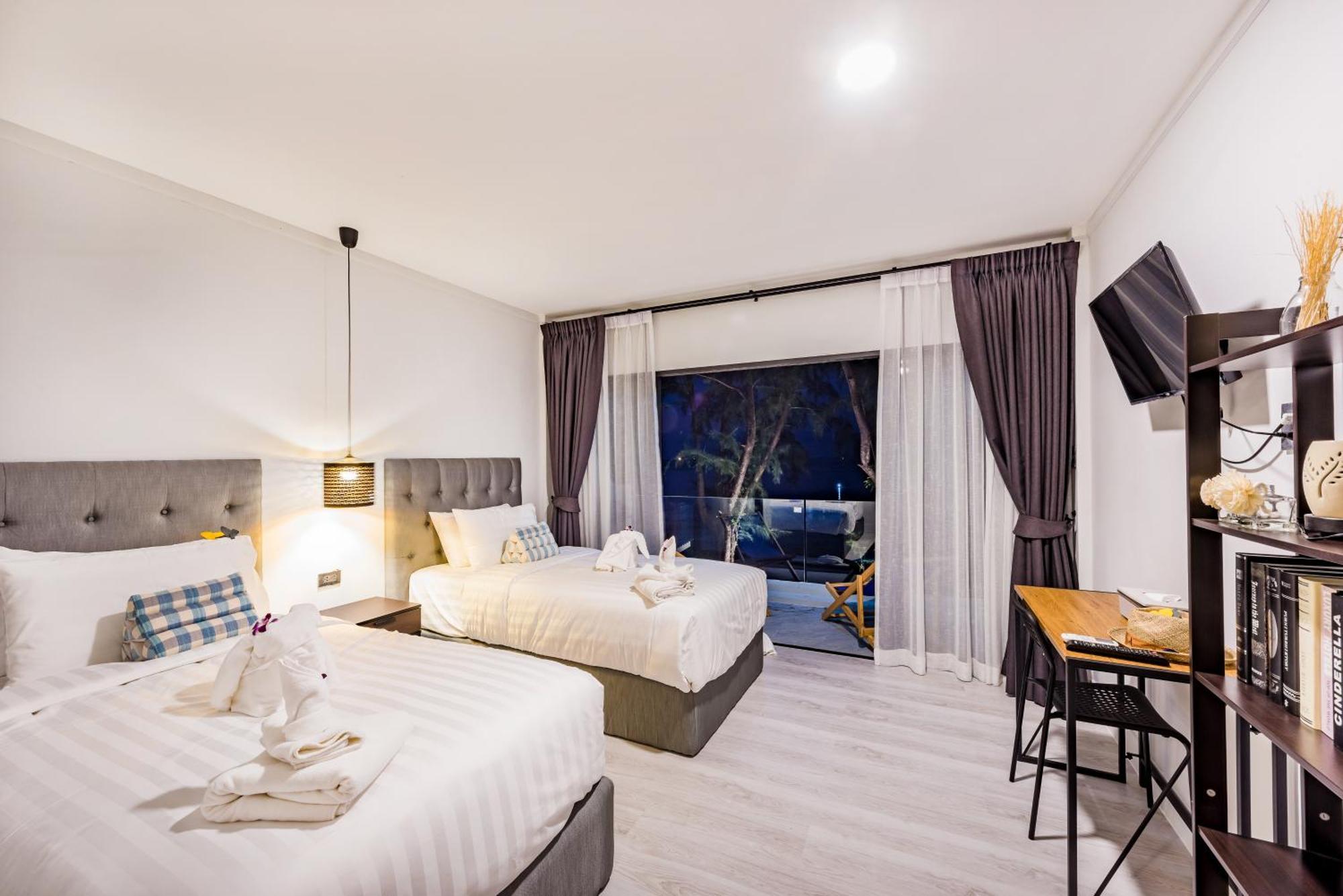 Superior Double or Twin Room Sea View