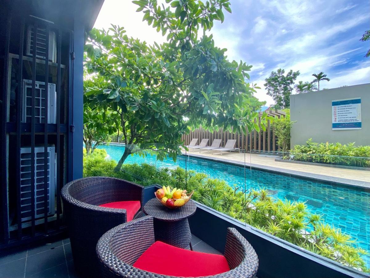 Apartamento con vistas a la piscina