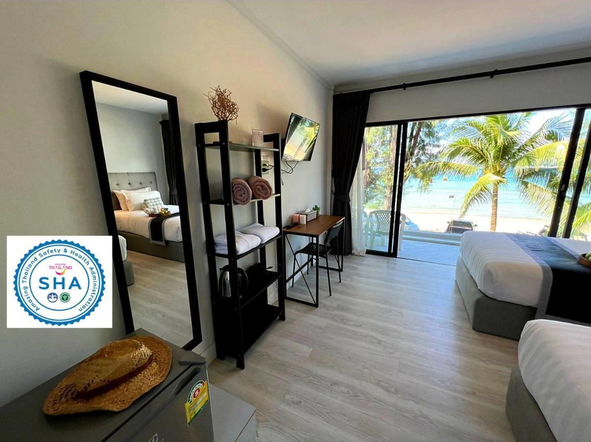 Superior Double or Twin Room Sea View