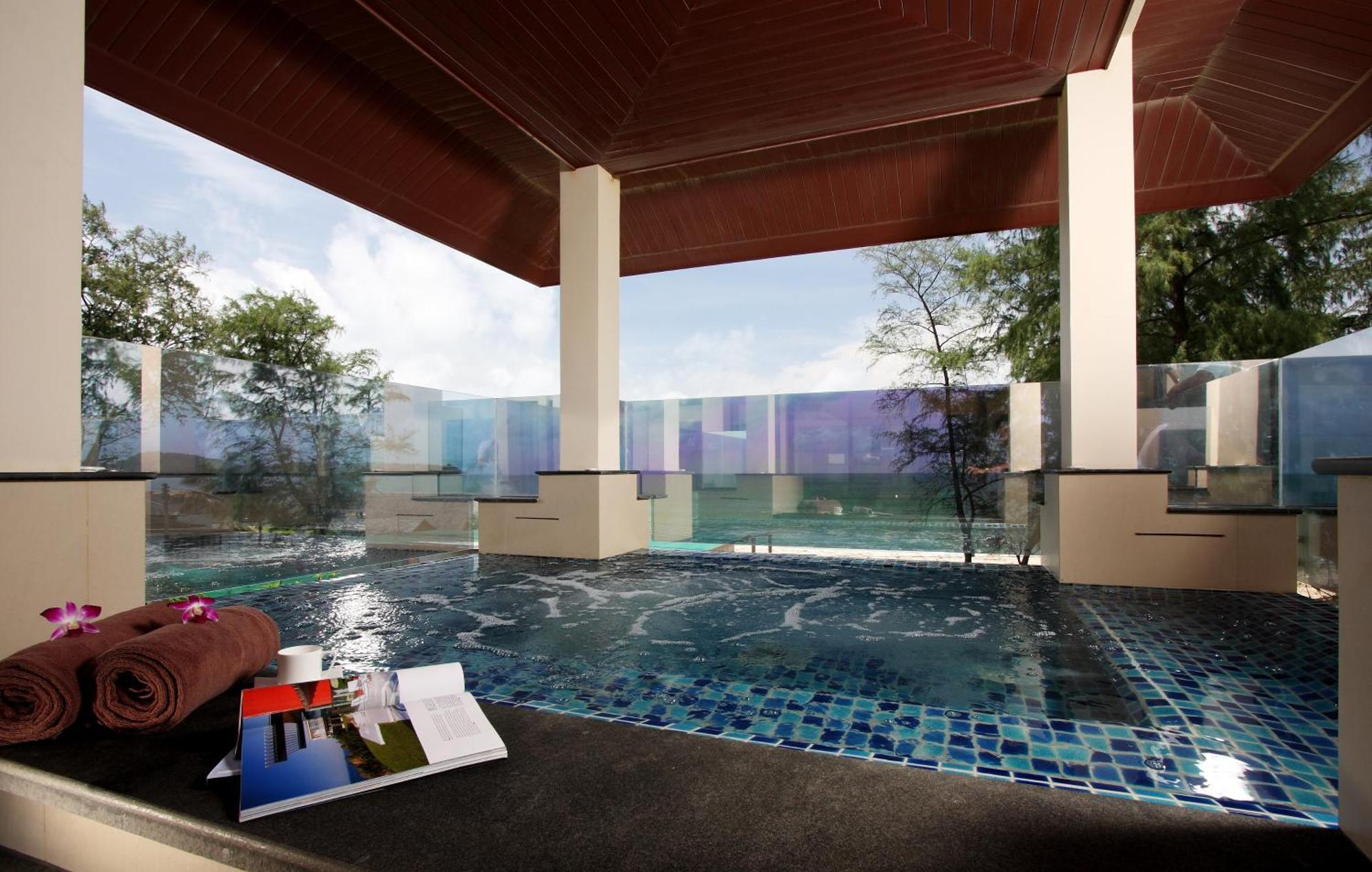 Three-Bedroom Royal Jacuzzi Penthouse,1716468463:JPEG