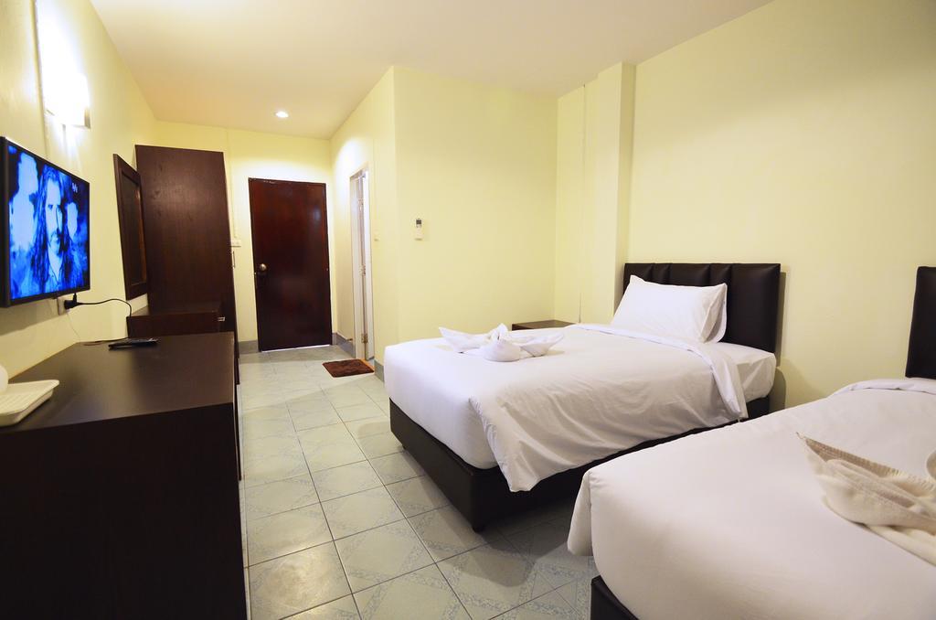 Standard Twin Room,681914442:JPEG