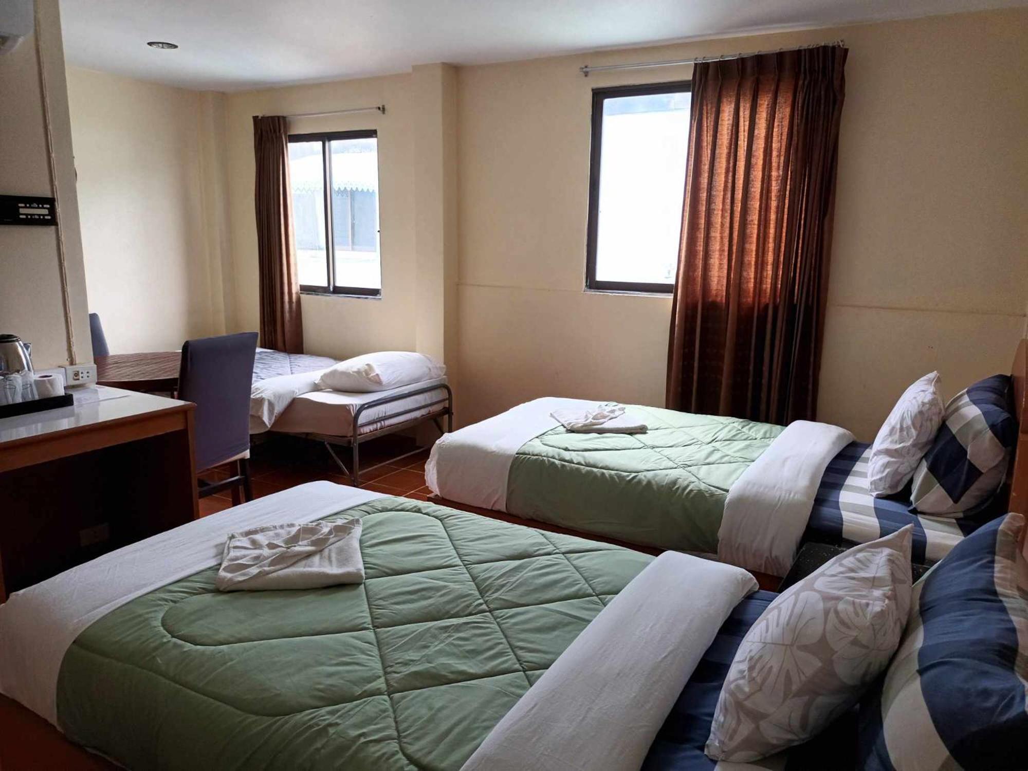 Triple Room Private Bathroom