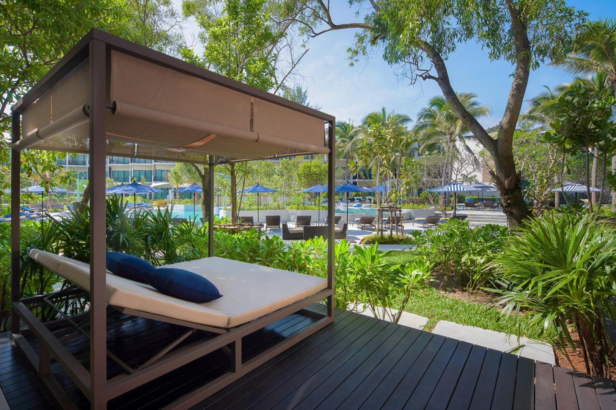 King Room with Pool View and Premium Cabana Terrace,1543064089:JPEG