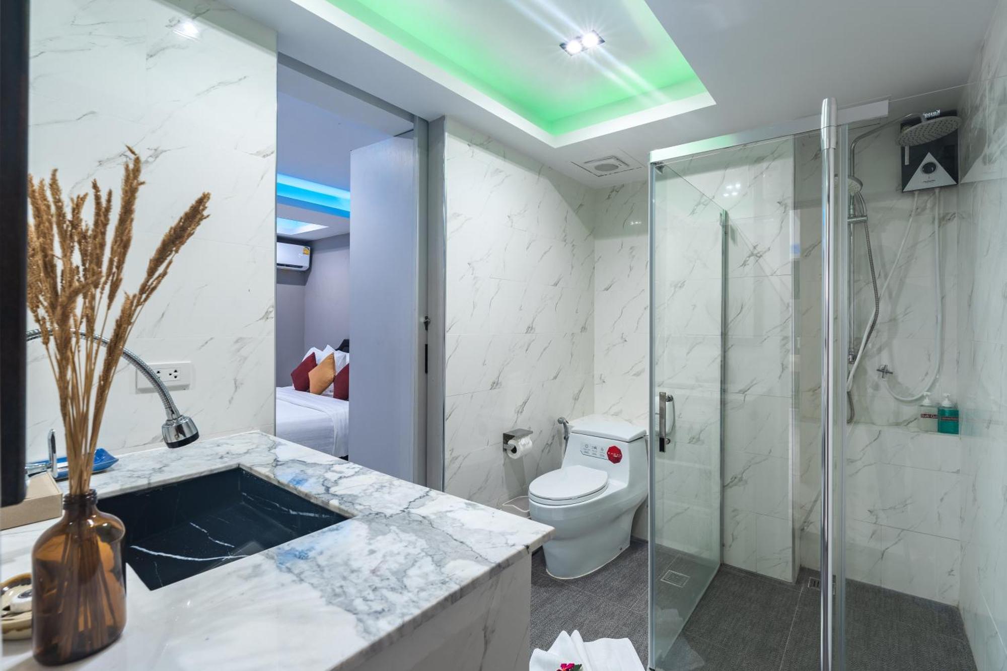 Three-Bedroom Apartment Ocean View