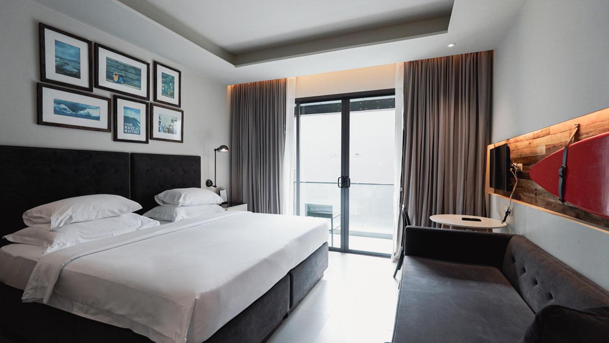 Deluxe Double or Twin Room