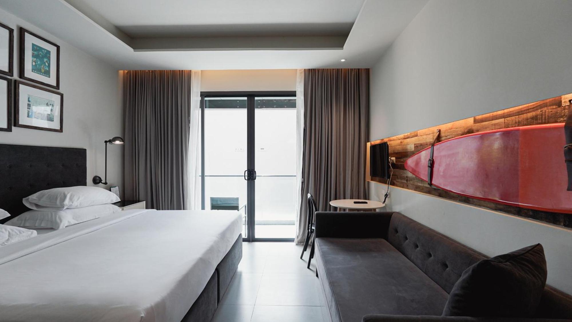 Deluxe Double or Twin Room