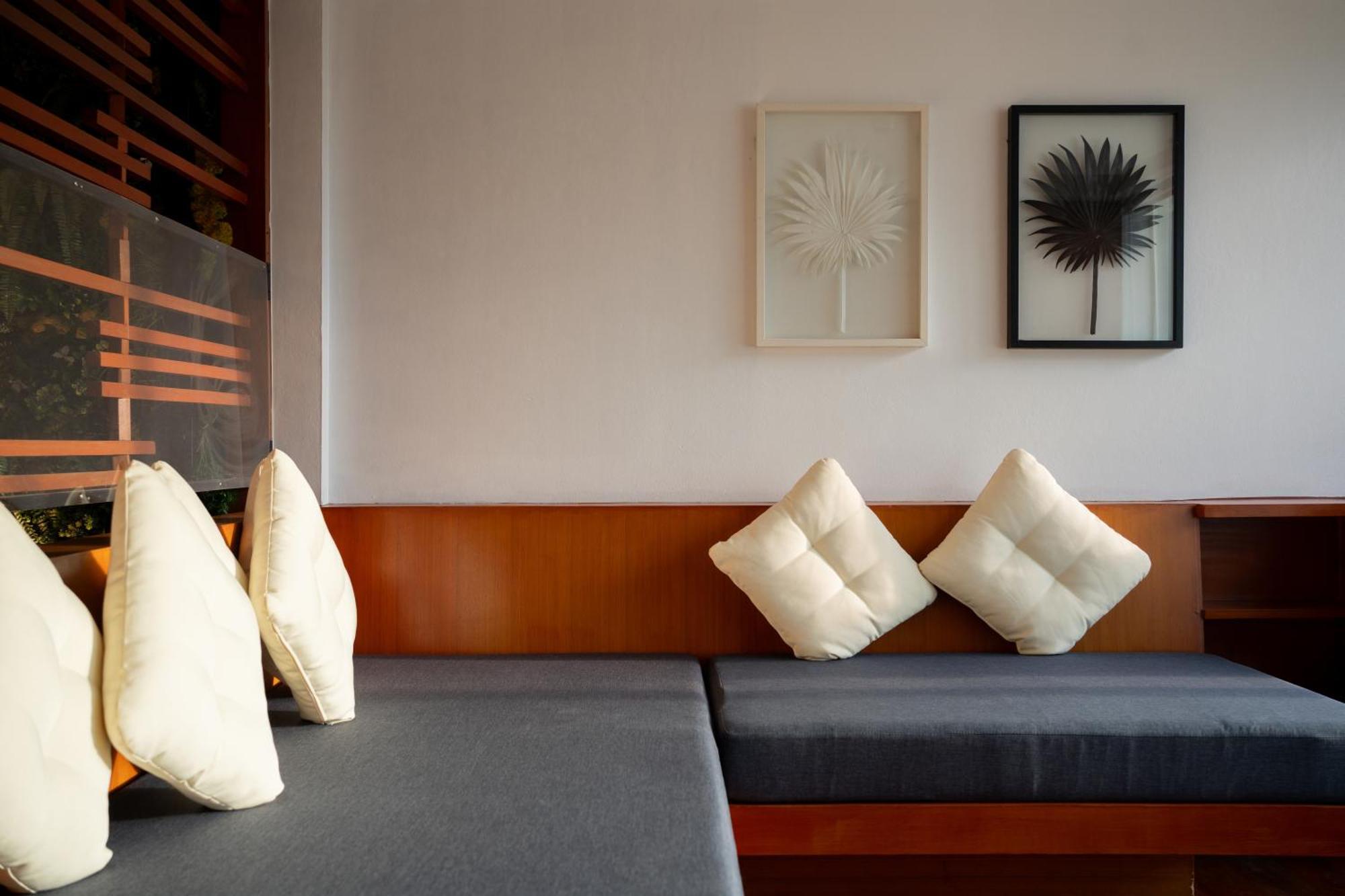 Pool Villa loft Daily Complimentary Minibar