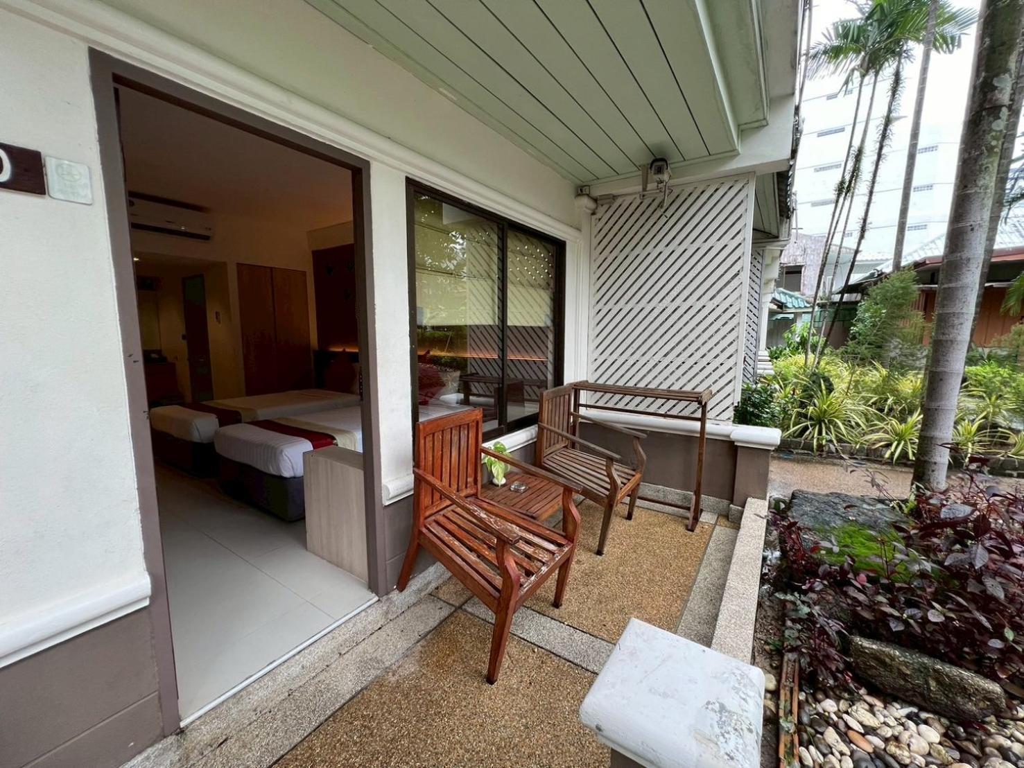 Deluxe Oasis Double or Twin Room