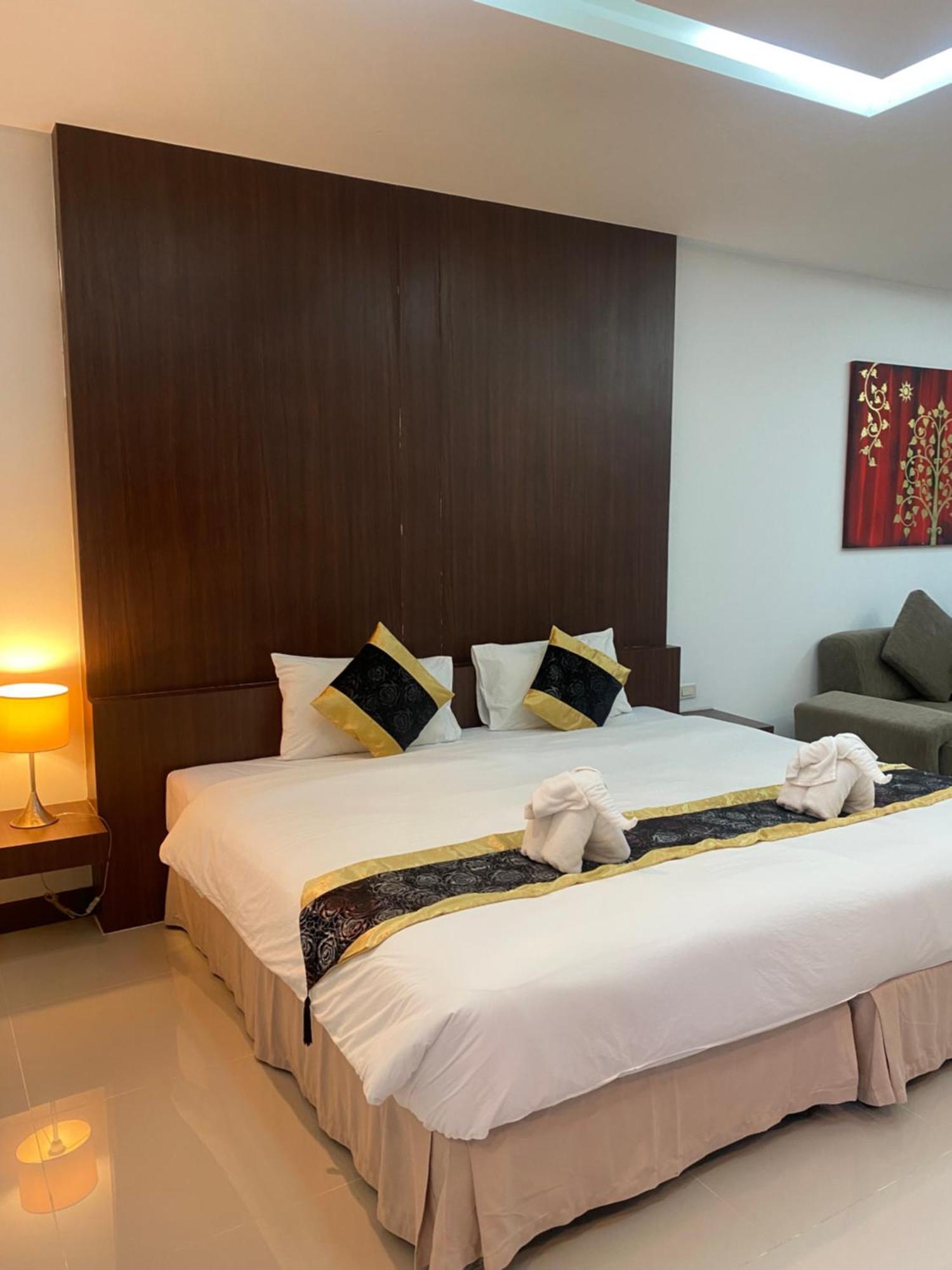 Superior Double Room,1674711718:JPEG