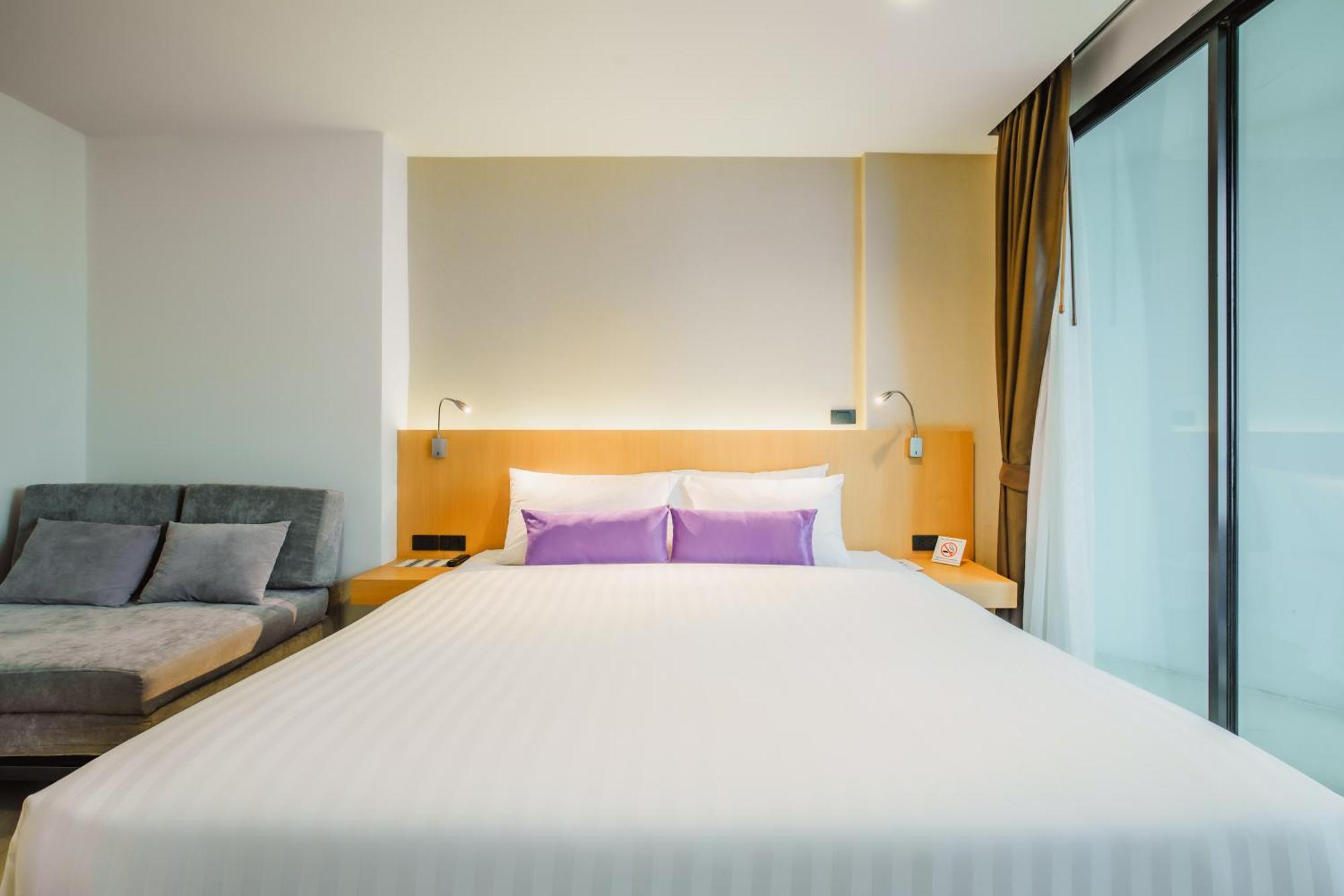 Superior King Room