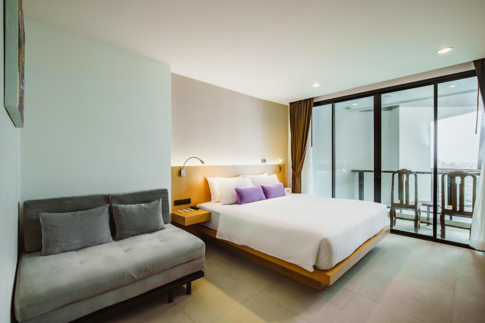 Superior King Room