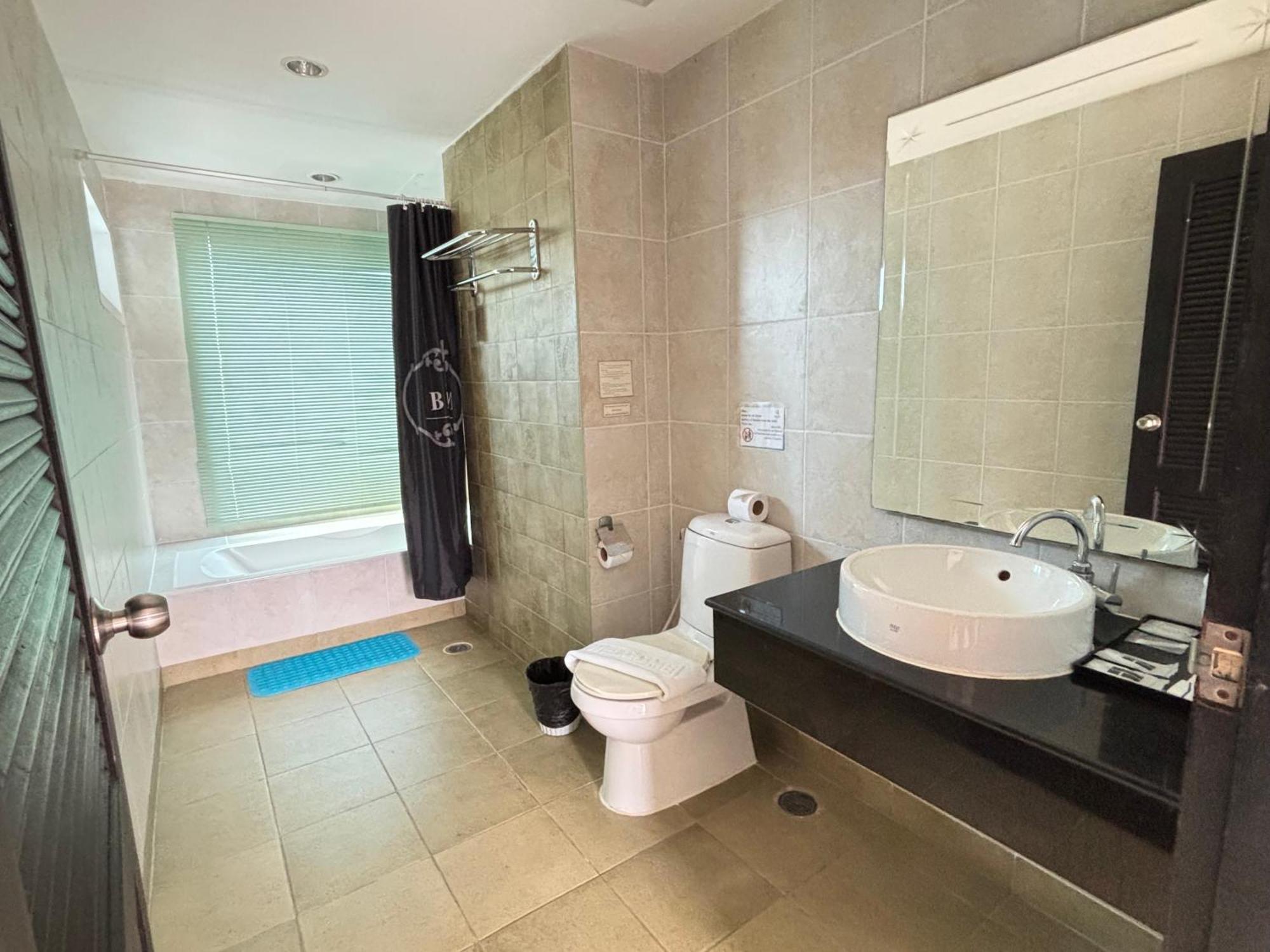 Premier Double or Twin Room,1742602881:JPEG