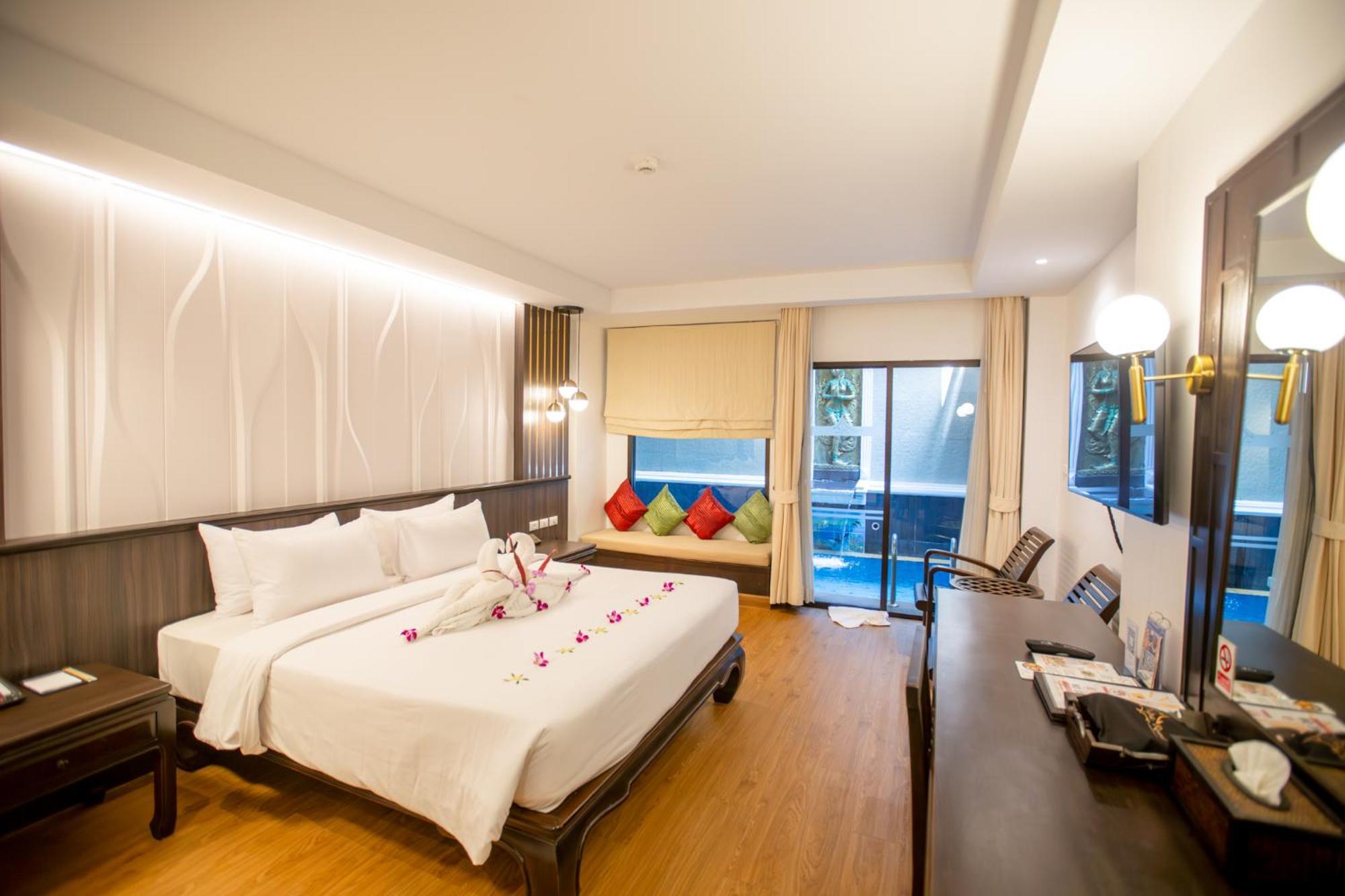 Deluxe Double or Twin Room Outdoor Jacuzzi