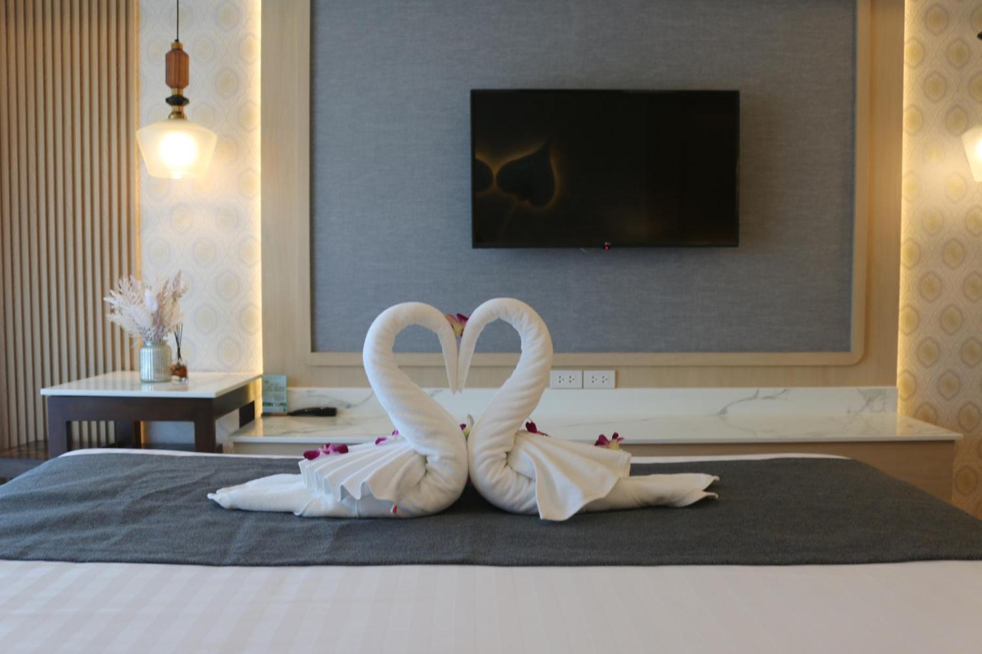 Deluxe Double Room Bath