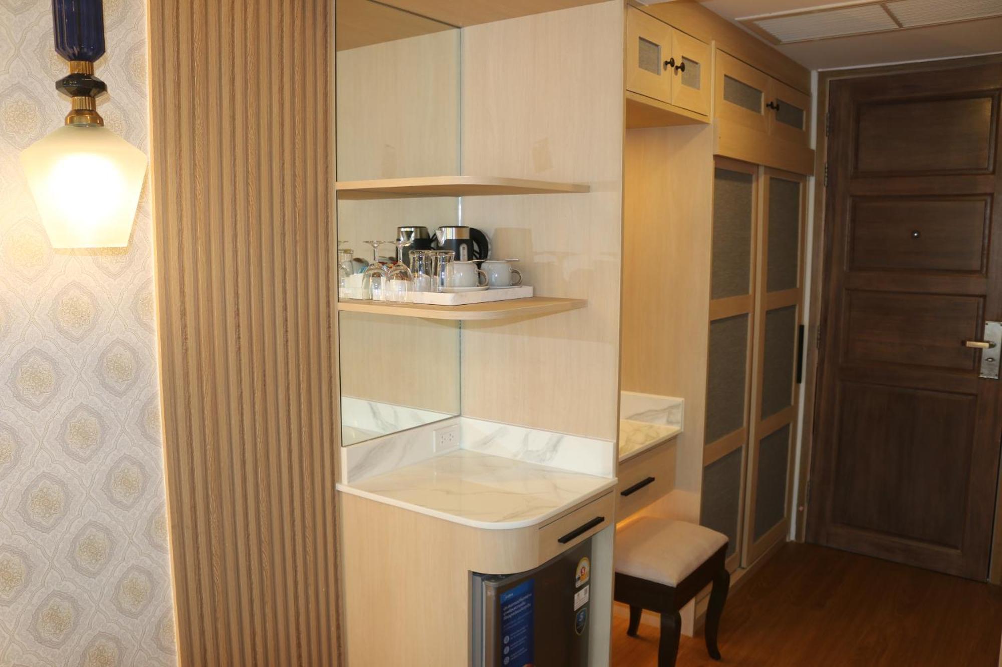 Deluxe Double Room Bath