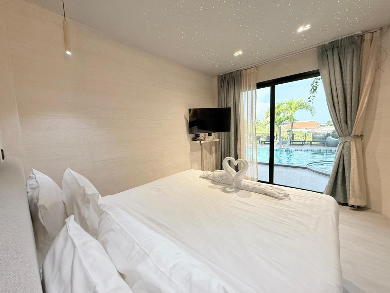 Habitación Doble con vistas a la piscina