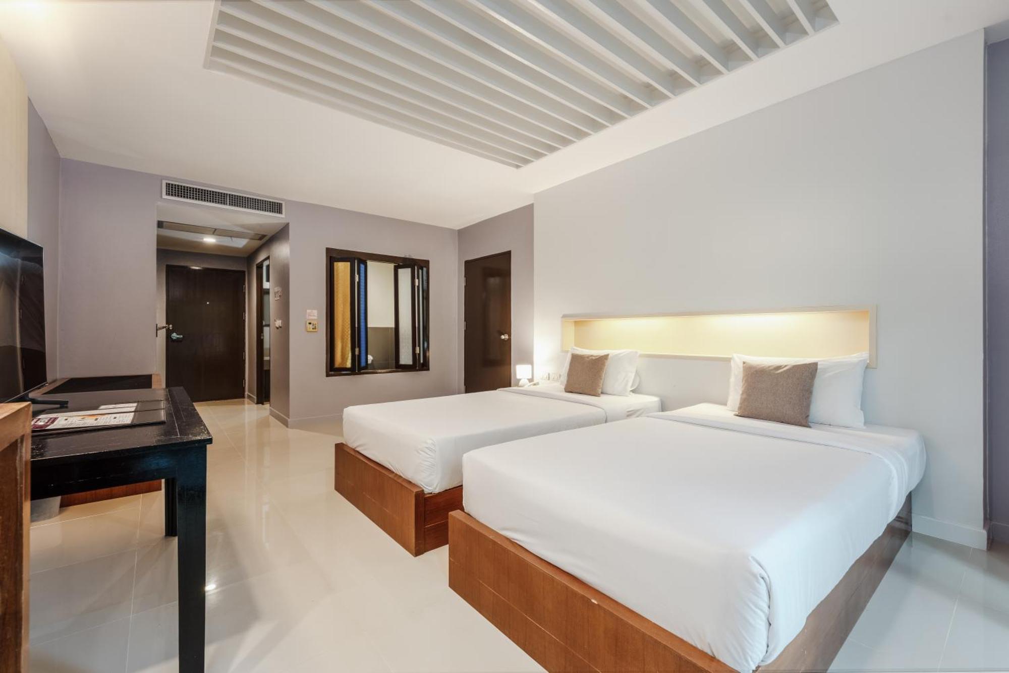 Deluxe Double or Twin Room