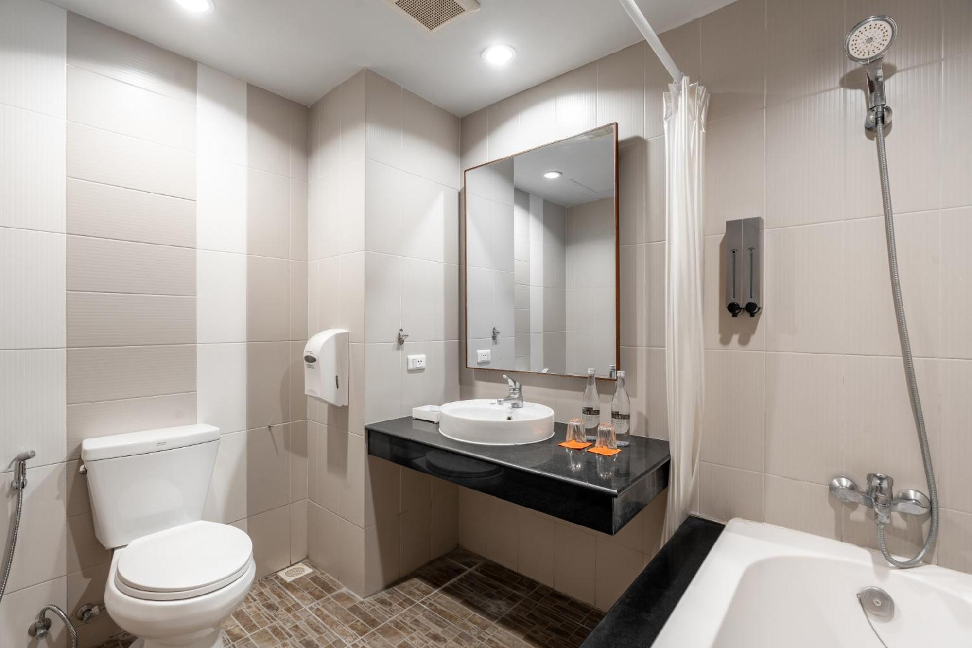 Deluxe Double or Twin Room with Balcony