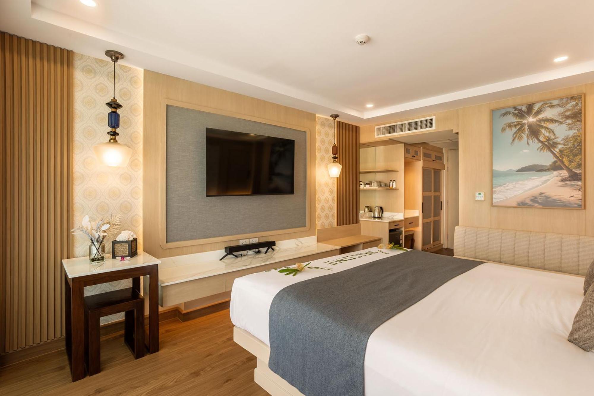 Deluxe Double or Twin Room Sea View