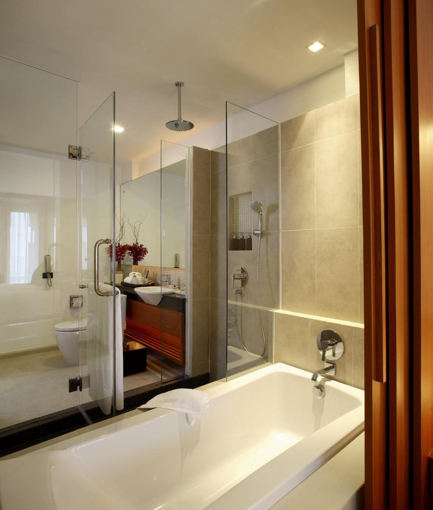 Deluxe Double Room Pool Access Daily Complimentary Minibar