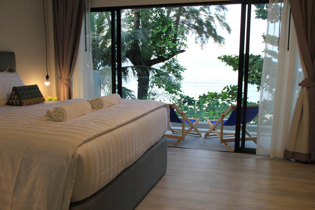 Superior Double or Twin Room Sea View