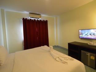 Standard Double Room,681914598:JPEG