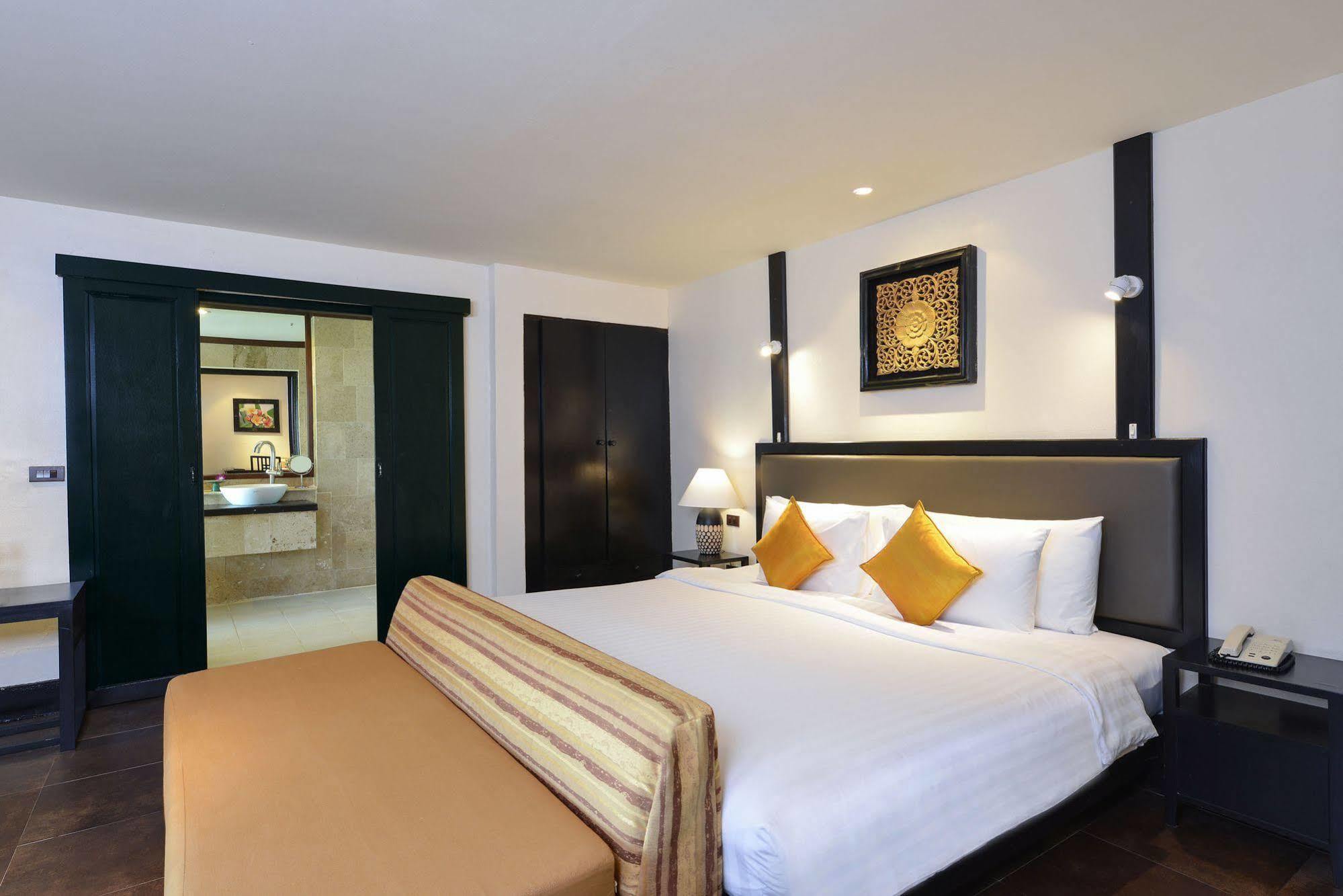 Deluxe Double or Twin Room Sea View