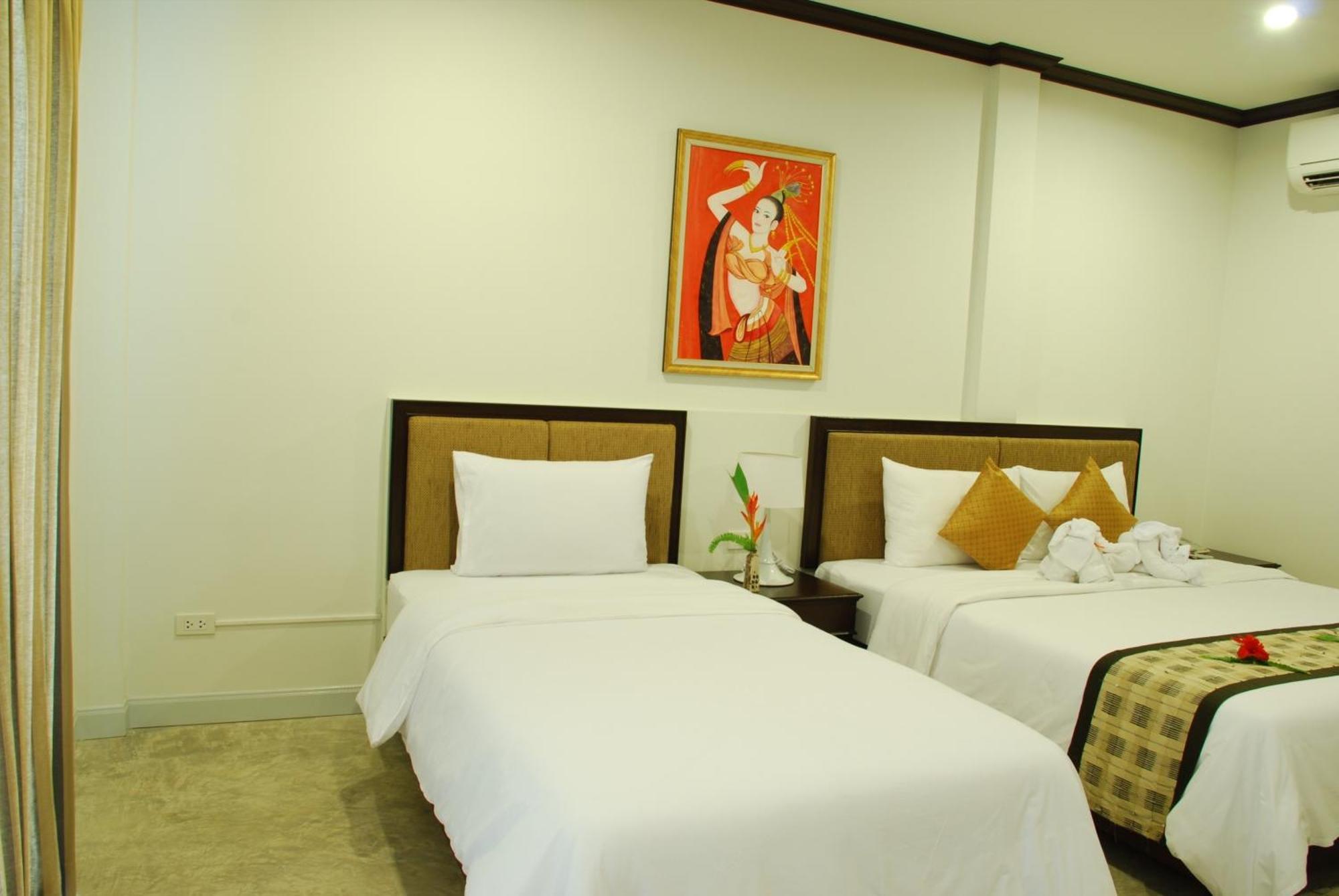Deluxe Triple Room
