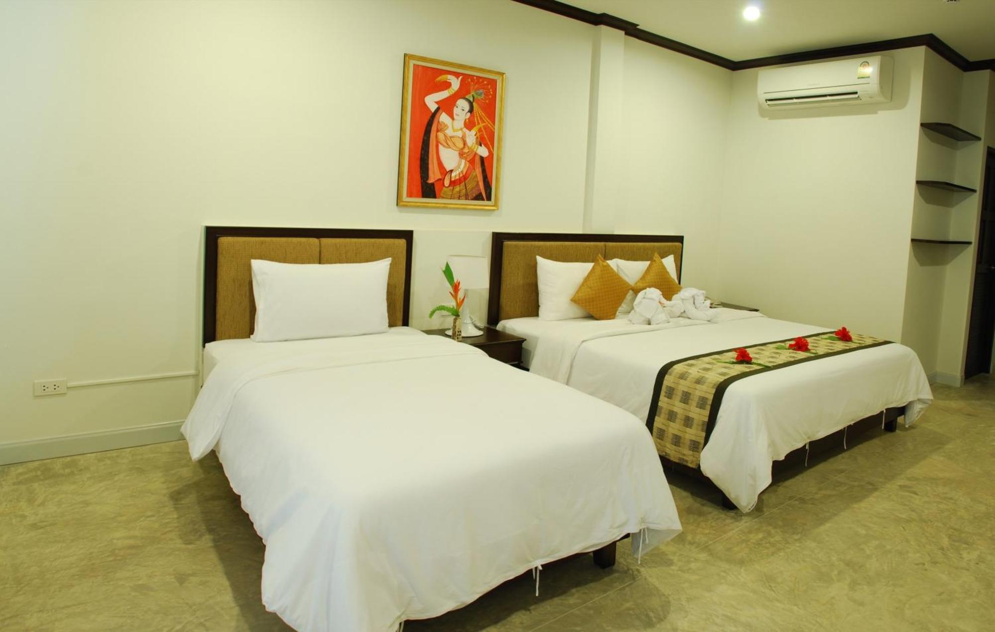 Deluxe Triple Room