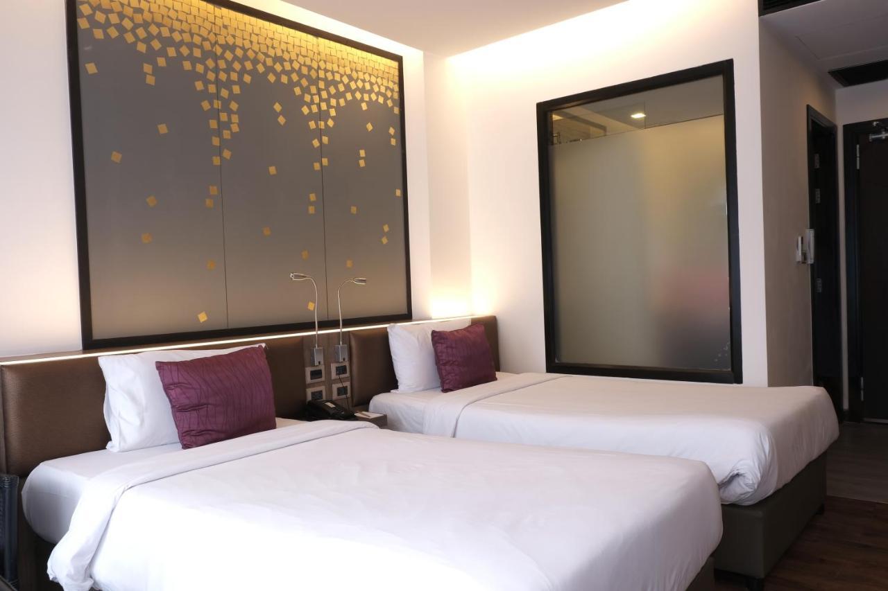 Queen Room,724794655:JPEG