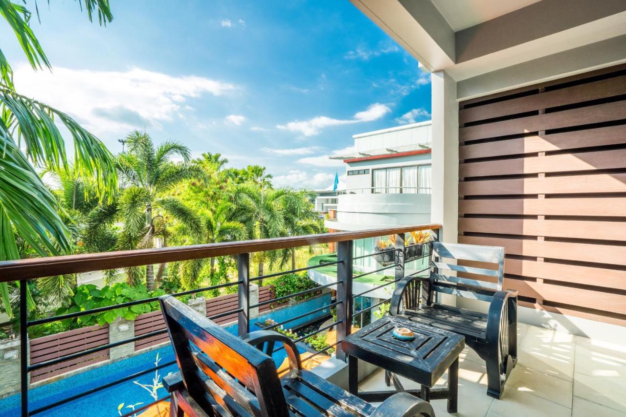 Studio Terrace