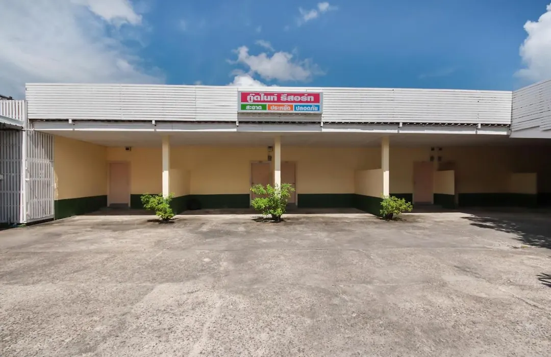Oyo 1172 Goodnight Resort-1