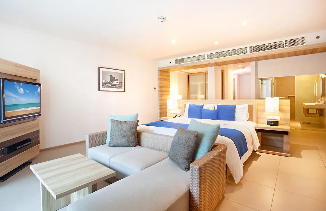 Le Meridien Phuket Mai Khao Beach Resort-1