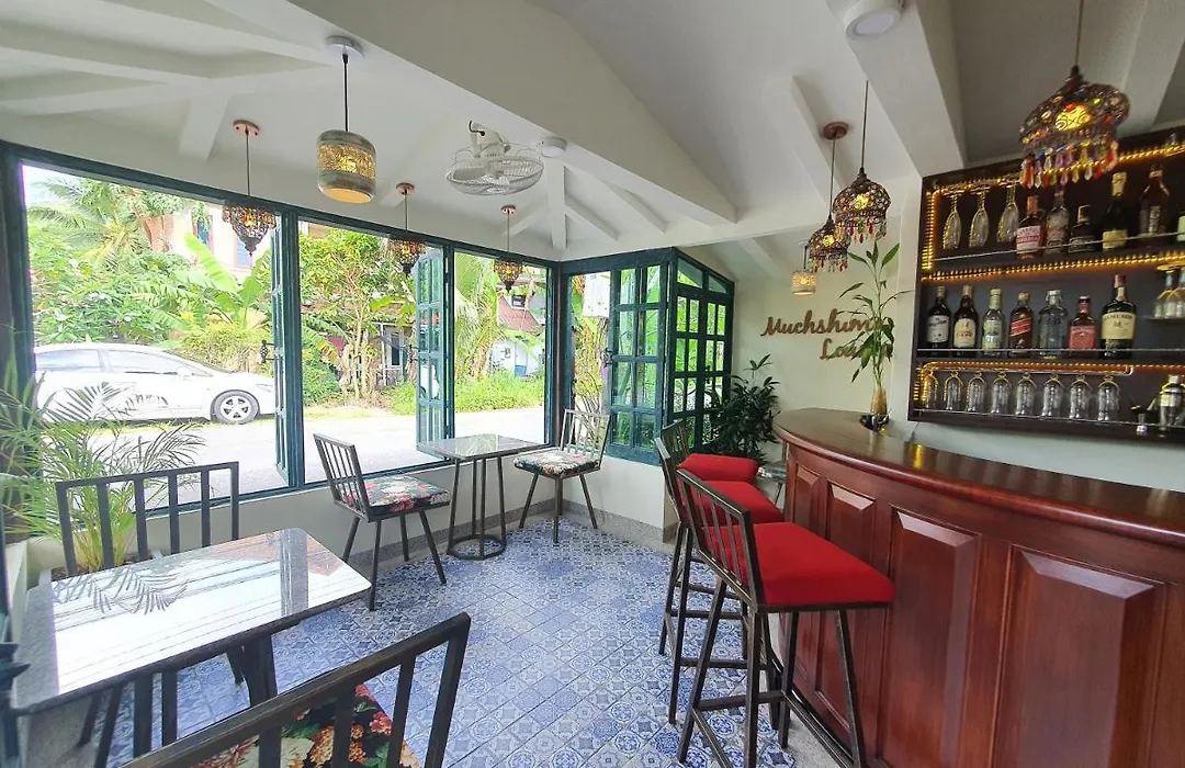 Baan Muchshima Hostel Phuket-1