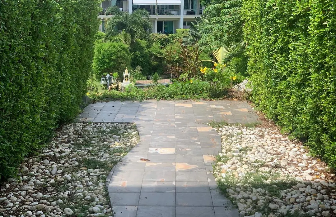 Hill Side Karon Kata Beach Condo-1
