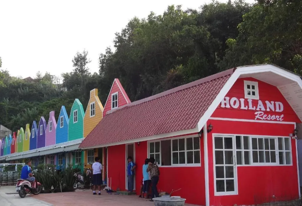 Holland Resort Phuket-1