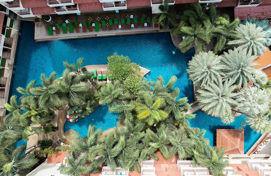 Baumanburi Hotel Patong-1