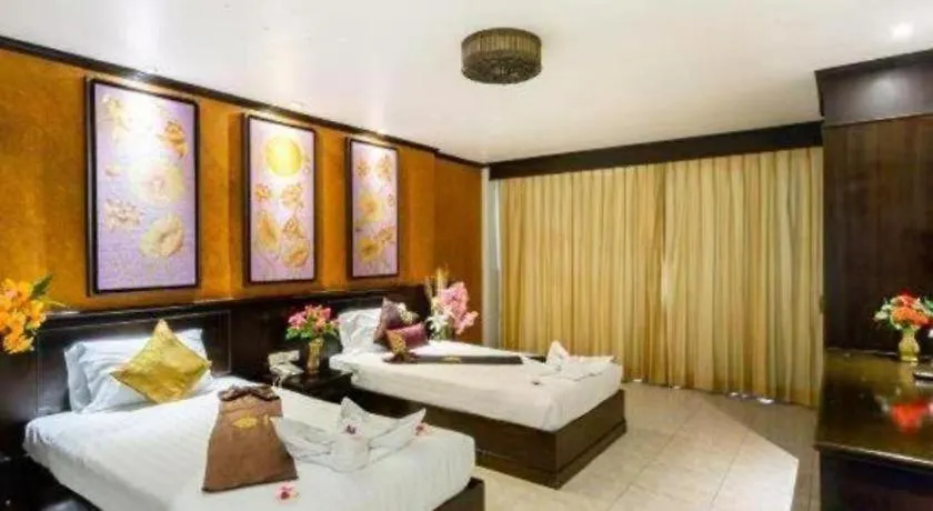 Tanawan Phuket Hotel-1