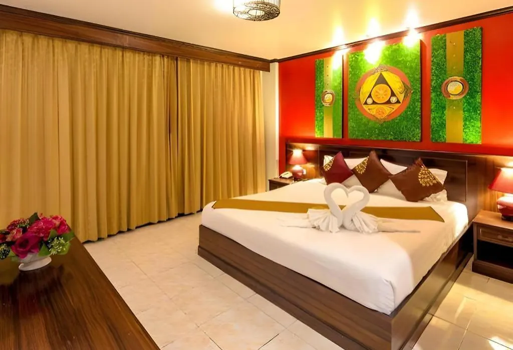 Tanawan Phuket Hotel-1