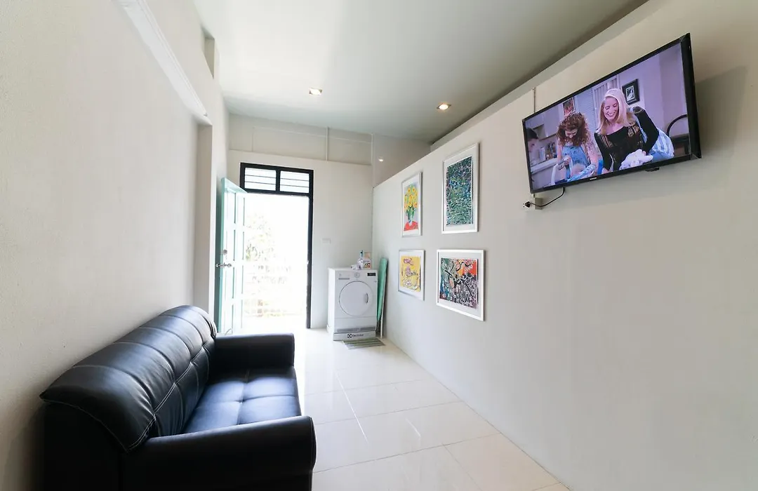 H2B Hostel-1