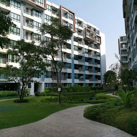 4 Floor - Centrio Condominium Near Shopping Malls And Andamanda Water Park-2