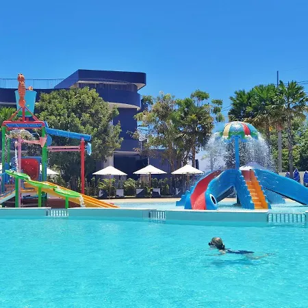 Superior Room - Wyndham La Vita Phuket-2