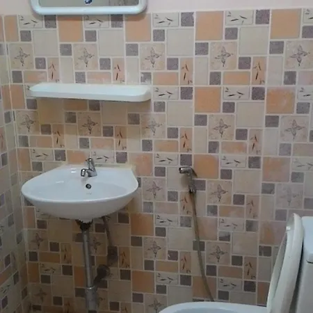 D'S Corner & Guesthouse-2
