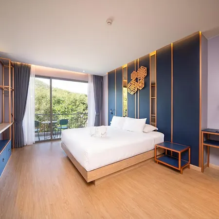 The Blue Hotel-3