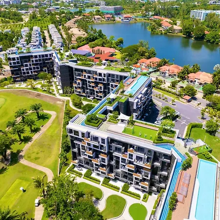 One-Bedroom Apartment At Laguna Skypark-2