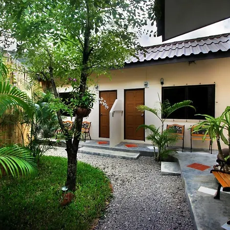 Karon Pool Hotel-2